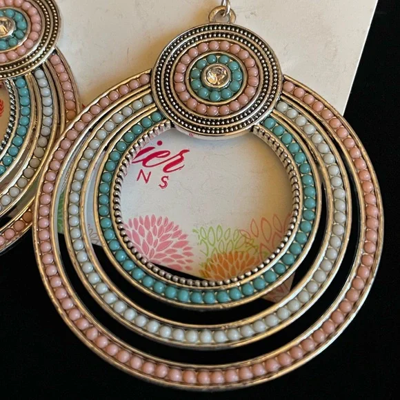 Hoop earrings - Picture 2 of 3